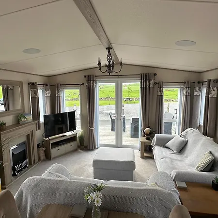 Luxury District Lodge-sleeps 4 * Cockermouth